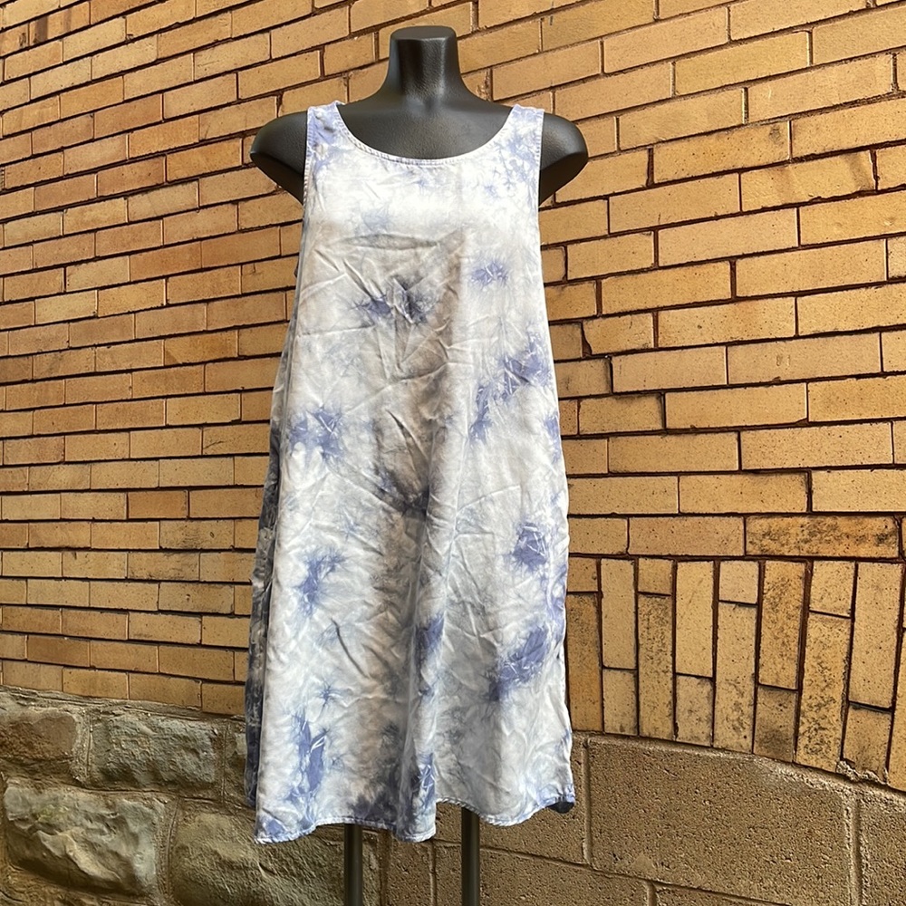 C&C California Blue & White Tie-Dye Lyocell Trapeze Dress Size Medium